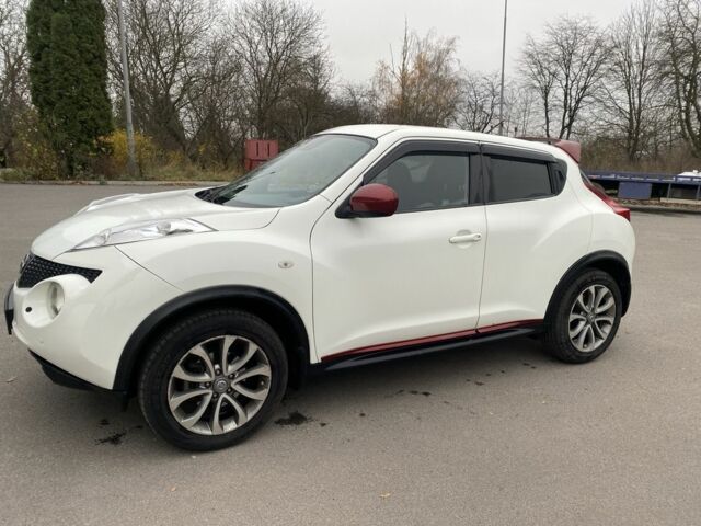 Белый Ниссан Жук, объемом двигателя 1.6 л и пробегом 128 тыс. км за 8950 $, фото 1 на Automoto.ua