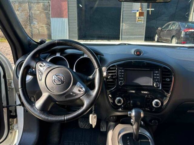 Білий Ніссан Жук, об'ємом двигуна 1.6 л та пробігом 100 тис. км за 12800 $, фото 3 на Automoto.ua