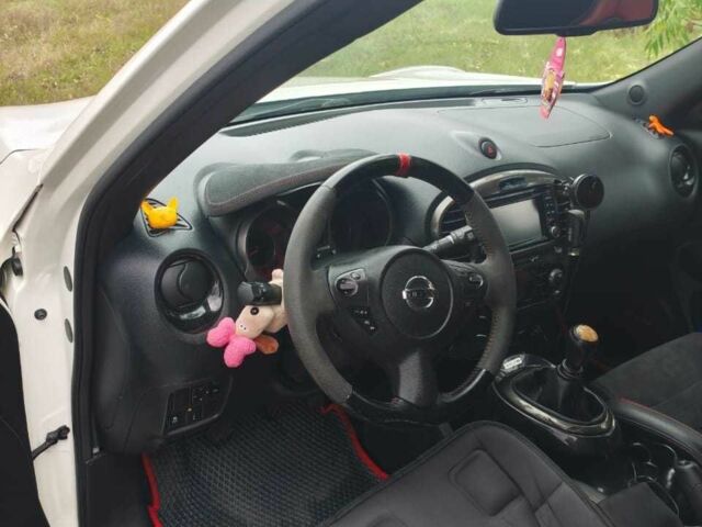 Білий Ніссан Жук, об'ємом двигуна 1.6 л та пробігом 135 тис. км за 11900 $, фото 11 на Automoto.ua