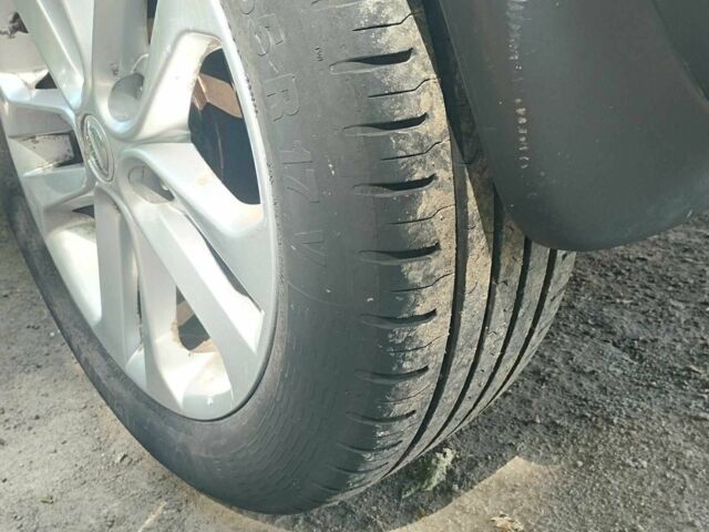 Белый Ниссан Жук, объемом двигателя 1.6 л и пробегом 40 тыс. км за 11500 $, фото 16 на Automoto.ua