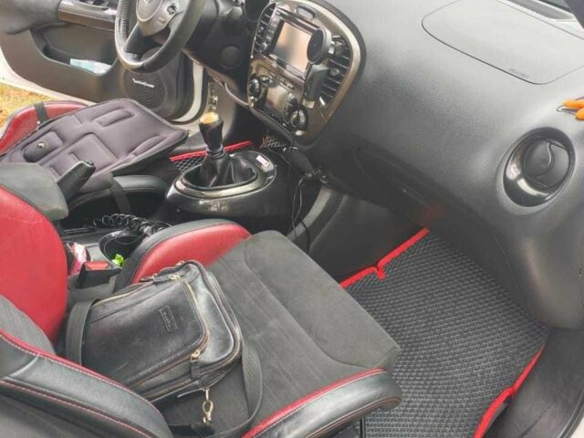 Білий Ніссан Жук, об'ємом двигуна 1.6 л та пробігом 135 тис. км за 11900 $, фото 8 на Automoto.ua