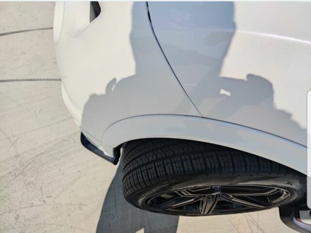 Белый Ниссан Жук, объемом двигателя 1.6 л и пробегом 120 тыс. км за 15500 $, фото 5 на Automoto.ua