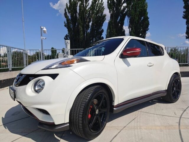 Белый Ниссан Жук, объемом двигателя 1.6 л и пробегом 120 тыс. км за 15500 $, фото 2 на Automoto.ua