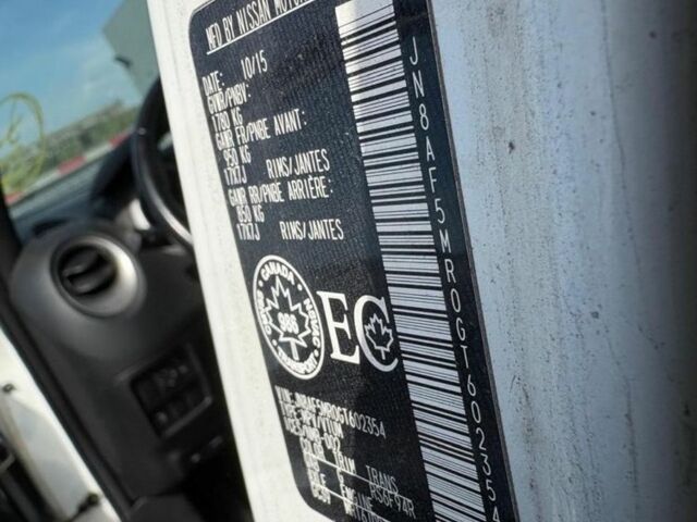 Белый Ниссан Жук, объемом двигателя 0 л и пробегом 13 тыс. км за 6700 $, фото 5 на Automoto.ua