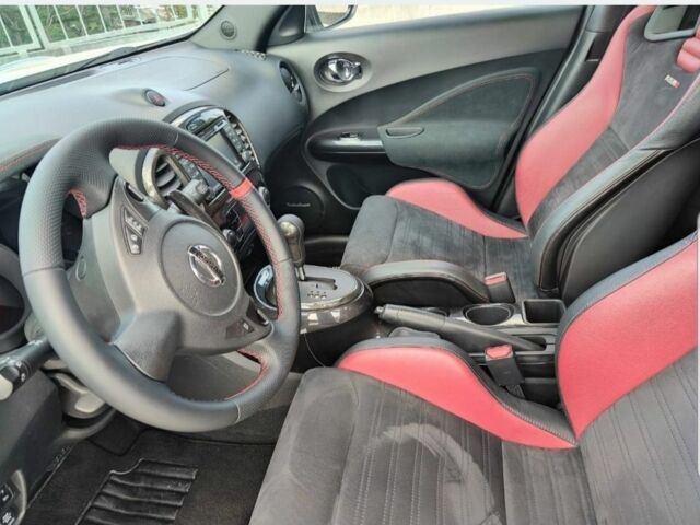 Белый Ниссан Жук, объемом двигателя 1.6 л и пробегом 120 тыс. км за 15500 $, фото 8 на Automoto.ua