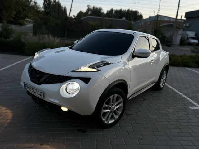 Белый Ниссан Жук, объемом двигателя 1.6 л и пробегом 138 тыс. км за 12650 $, фото 1 на Automoto.ua