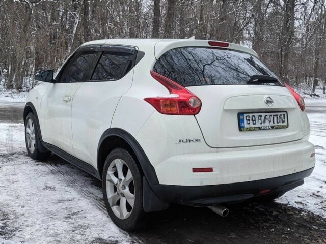 Білий Ніссан Жук, об'ємом двигуна 1.6 л та пробігом 188 тис. км за 12100 $, фото 3 на Automoto.ua