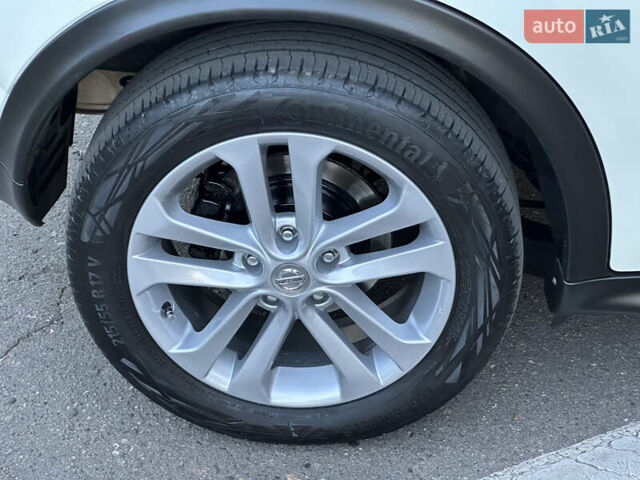 Белый Ниссан Жук, объемом двигателя 1.62 л и пробегом 117 тыс. км за 10800 $, фото 26 на Automoto.ua