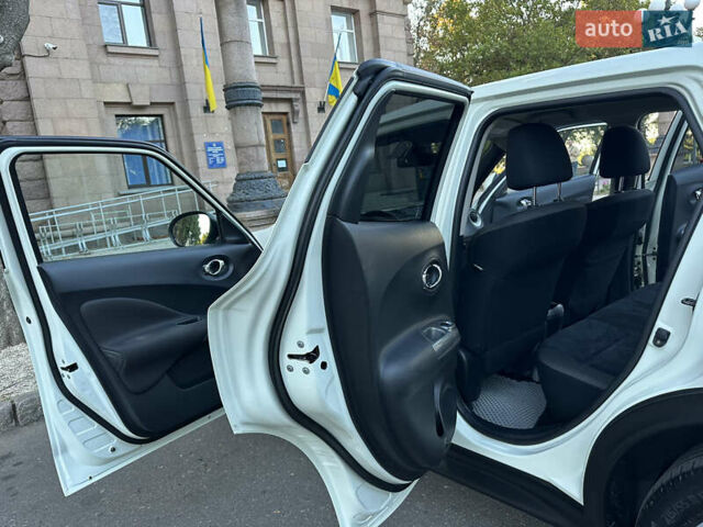 Белый Ниссан Жук, объемом двигателя 1.62 л и пробегом 117 тыс. км за 10800 $, фото 46 на Automoto.ua