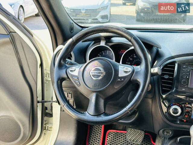 Белый Ниссан Жук, объемом двигателя 1.6 л и пробегом 133 тыс. км за 10800 $, фото 20 на Automoto.ua