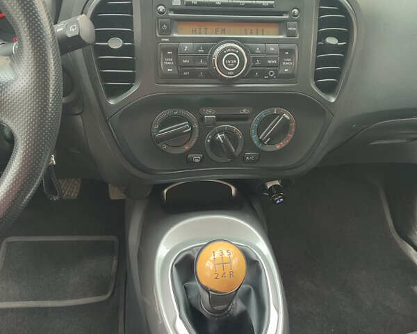 Белый Ниссан Жук, объемом двигателя 1.6 л и пробегом 155 тыс. км за 10200 $, фото 7 на Automoto.ua