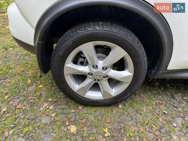 Белый Ниссан Жук, объемом двигателя 1.6 л и пробегом 196 тыс. км за 8750 $, фото 18 на Automoto.ua