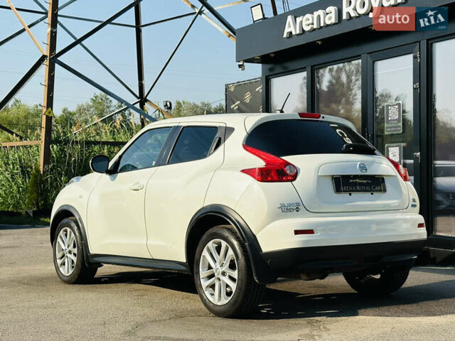 Белый Ниссан Жук, объемом двигателя 1.6 л и пробегом 133 тыс. км за 10800 $, фото 11 на Automoto.ua