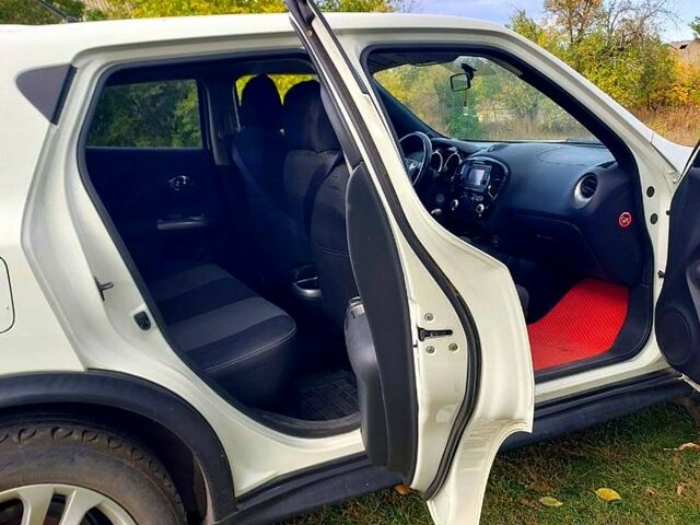 Ниссан Жук 2011 в Лозовой на Automoto.ua Белый Ниссан Жук, объемом двигателя 1.5 л и пробегом 239 тыс. км за 10100 $, фото 2 на Automoto.ua