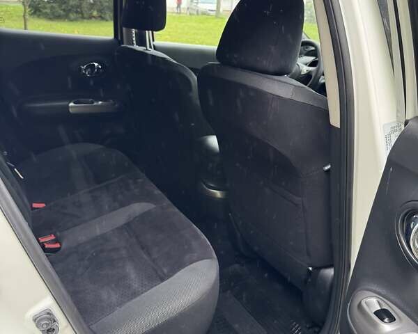 Белый Ниссан Жук, объемом двигателя 1.6 л и пробегом 196 тыс. км за 8750 $, фото 53 на Automoto.ua