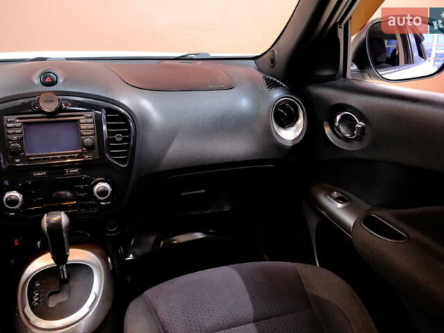 Белый Ниссан Жук, объемом двигателя 1.6 л и пробегом 176 тыс. км за 8900 $, фото 44 на Automoto.ua