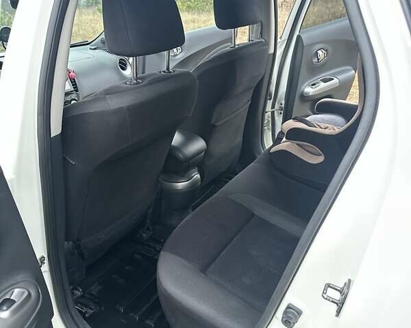 Білий Ніссан Жук, об'ємом двигуна 1.6 л та пробігом 204 тис. км за 8900 $, фото 12 на Automoto.ua