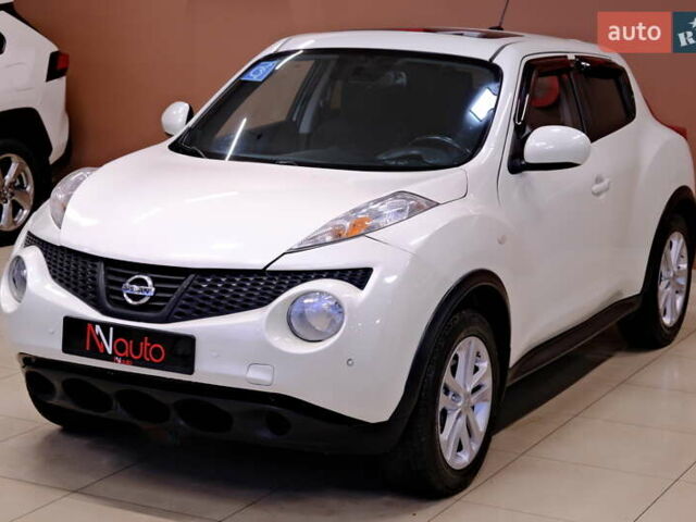 Белый Ниссан Жук, объемом двигателя 1.6 л и пробегом 176 тыс. км за 8900 $, фото 2 на Automoto.ua