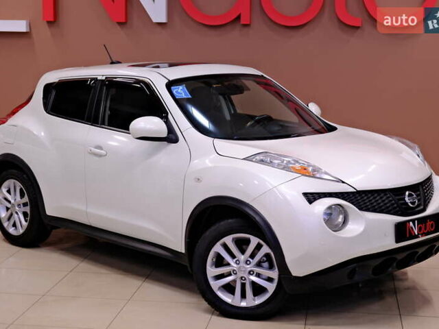 Белый Ниссан Жук, объемом двигателя 1.6 л и пробегом 176 тыс. км за 8900 $, фото 4 на Automoto.ua