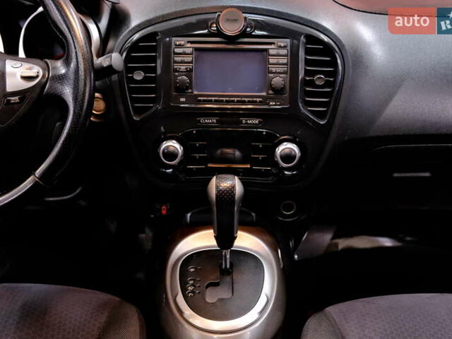 Белый Ниссан Жук, объемом двигателя 1.6 л и пробегом 176 тыс. км за 8900 $, фото 45 на Automoto.ua