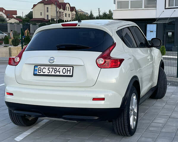 Белый Ниссан Жук, объемом двигателя 1.62 л и пробегом 230 тыс. км за 8999 $, фото 27 на Automoto.ua