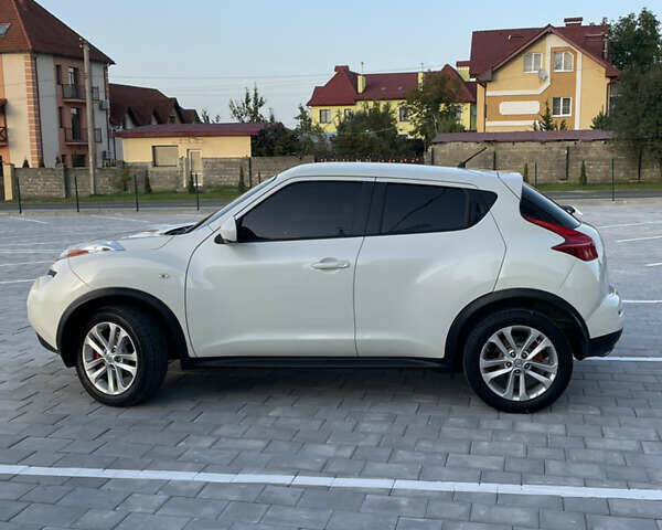 Белый Ниссан Жук, объемом двигателя 1.62 л и пробегом 230 тыс. км за 8999 $, фото 21 на Automoto.ua