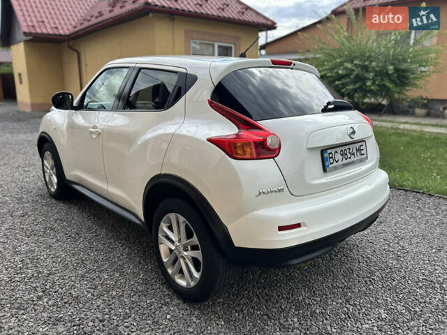 Белый Ниссан Жук, объемом двигателя 1.5 л и пробегом 235 тыс. км за 9200 $, фото 9 на Automoto.ua