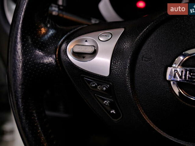 Белый Ниссан Жук, объемом двигателя 1.6 л и пробегом 176 тыс. км за 8900 $, фото 23 на Automoto.ua