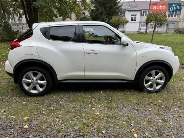 Белый Ниссан Жук, объемом двигателя 1.6 л и пробегом 196 тыс. км за 8750 $, фото 8 на Automoto.ua