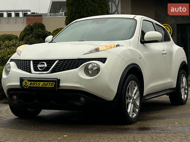 Белый Ниссан Жук, объемом двигателя 1.6 л и пробегом 165 тыс. км за 8999 $, фото 2 на Automoto.ua