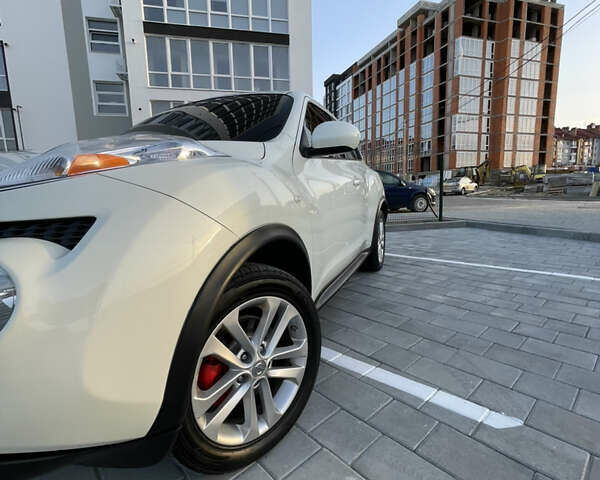 Белый Ниссан Жук, объемом двигателя 1.62 л и пробегом 230 тыс. км за 8999 $, фото 34 на Automoto.ua