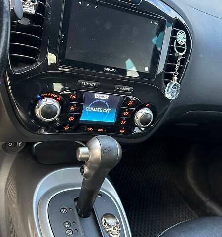 Белый Ниссан Жук, объемом двигателя 1.6 л и пробегом 143 тыс. км за 8900 $, фото 4 на Automoto.ua