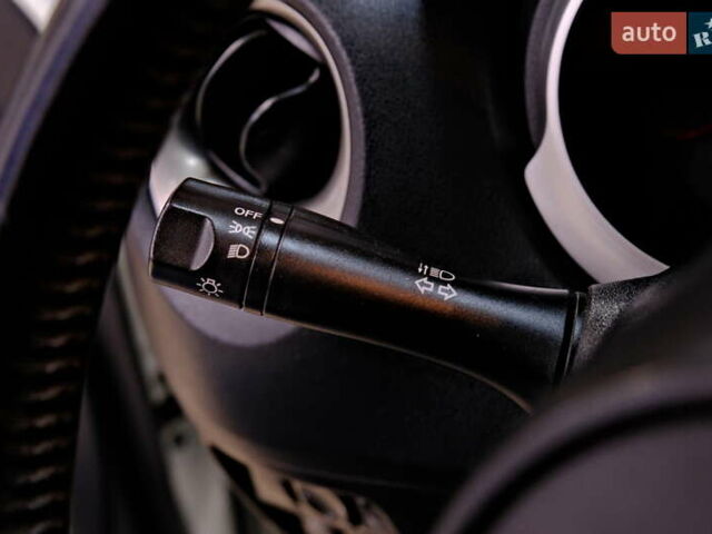 Белый Ниссан Жук, объемом двигателя 1.6 л и пробегом 176 тыс. км за 8900 $, фото 20 на Automoto.ua