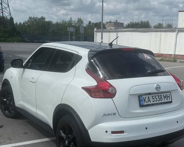 Білий Ніссан Жук, об'ємом двигуна 1.6 л та пробігом 160 тис. км за 9500 $, фото 1 на Automoto.ua