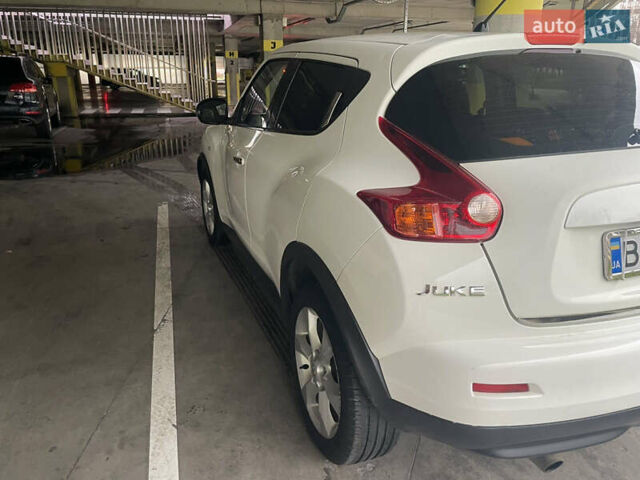 Белый Ниссан Жук, объемом двигателя 1.6 л и пробегом 151 тыс. км за 9450 $, фото 8 на Automoto.ua