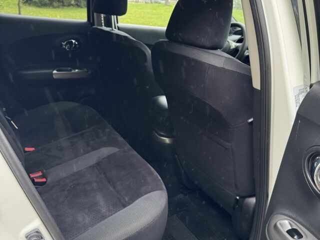 Белый Ниссан Жук, объемом двигателя 0 л и пробегом 197 тыс. км за 8600 $, фото 5 на Automoto.ua