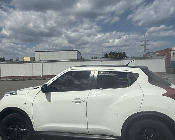 Білий Ніссан Жук, об'ємом двигуна 1.6 л та пробігом 160 тис. км за 9500 $, фото 9 на Automoto.ua
