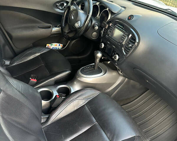 Білий Ніссан Жук, об'ємом двигуна 1.6 л та пробігом 255 тис. км за 10500 $, фото 4 на Automoto.ua