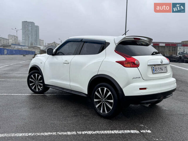 Белый Ниссан Жук, объемом двигателя 1.6 л и пробегом 148 тыс. км за 9800 $, фото 5 на Automoto.ua