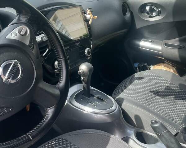 Білий Ніссан Жук, об'ємом двигуна 1.6 л та пробігом 110 тис. км за 10000 $, фото 5 на Automoto.ua