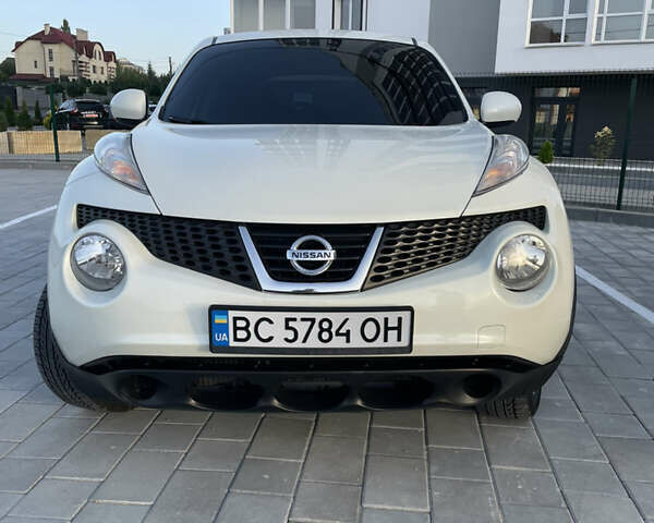 Белый Ниссан Жук, объемом двигателя 1.62 л и пробегом 230 тыс. км за 8999 $, фото 11 на Automoto.ua