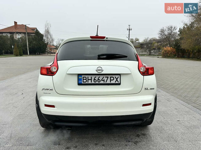 Белый Ниссан Жук, объемом двигателя 1.6 л и пробегом 265 тыс. км за 8900 $, фото 9 на Automoto.ua