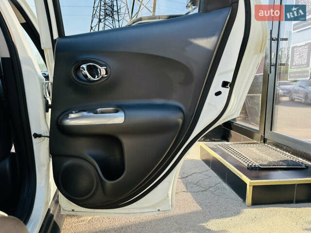 Белый Ниссан Жук, объемом двигателя 1.6 л и пробегом 133 тыс. км за 10800 $, фото 21 на Automoto.ua