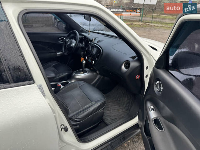 Белый Ниссан Жук, объемом двигателя 1.6 л и пробегом 145 тыс. км за 9700 $, фото 14 на Automoto.ua