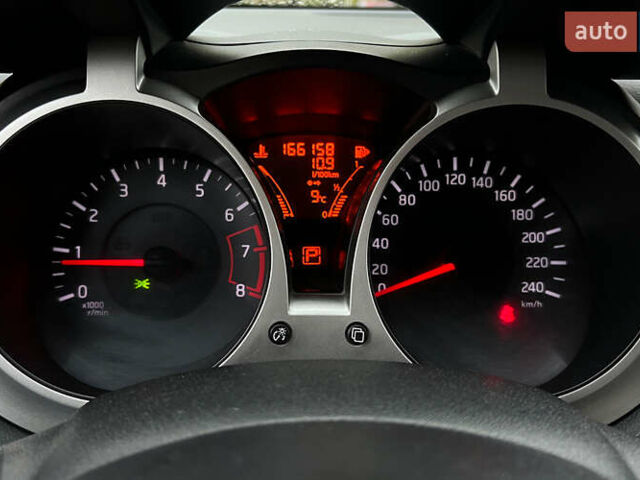 Белый Ниссан Жук, объемом двигателя 1.6 л и пробегом 165 тыс. км за 8999 $, фото 13 на Automoto.ua