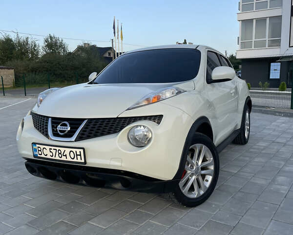 Белый Ниссан Жук, объемом двигателя 1.62 л и пробегом 230 тыс. км за 8999 $, фото 9 на Automoto.ua