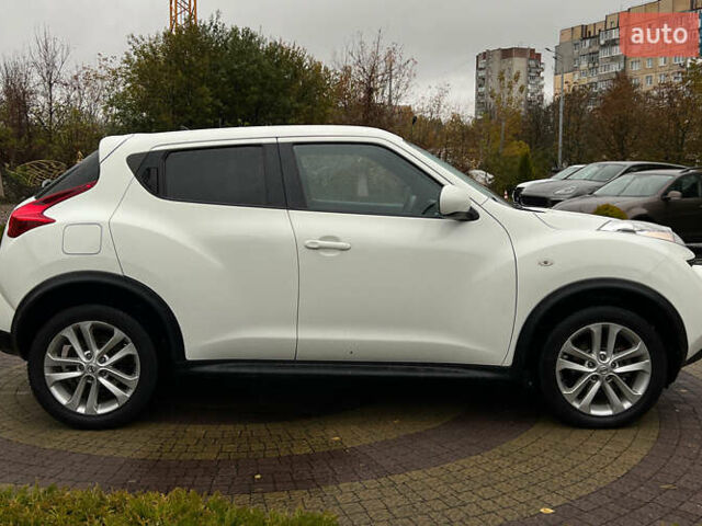 Белый Ниссан Жук, объемом двигателя 1.6 л и пробегом 165 тыс. км за 8999 $, фото 7 на Automoto.ua