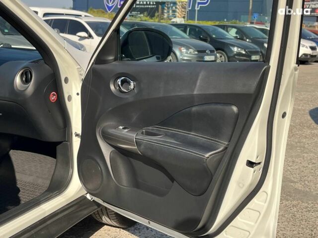 Белый Ниссан Жук, объемом двигателя 1.6 л и пробегом 204 тыс. км за 7990 $, фото 13 на Automoto.ua