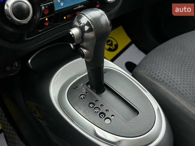 Белый Ниссан Жук, объемом двигателя 1.6 л и пробегом 165 тыс. км за 8999 $, фото 16 на Automoto.ua