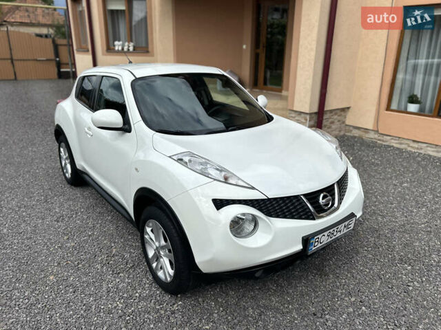 Белый Ниссан Жук, объемом двигателя 1.5 л и пробегом 235 тыс. км за 9200 $, фото 13 на Automoto.ua